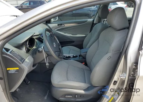 2011 Hyundai Sonata Hybrid from USA, damaged, VIN KMHEC4A42BA005103